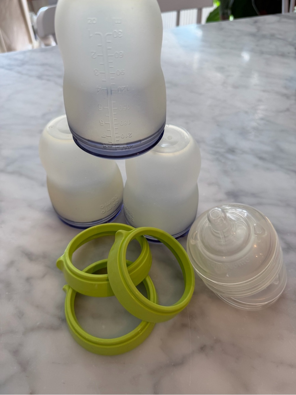 Set of three (3) 8oz Comotomo Bottles